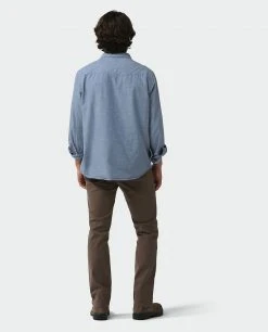 Stio Men's Ashton Chambray Shirt 39 Stio Men's Ashton Chambray Shirt