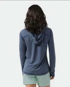 Stio Women's Divide Hooded Pullover 47 Stio Women's Divide Hooded Pullover