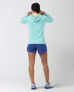 Stio Women's Fremont Stretch Fleece Hoodie 101 Stio Women's Fremont Stretch Fleece Hoodie